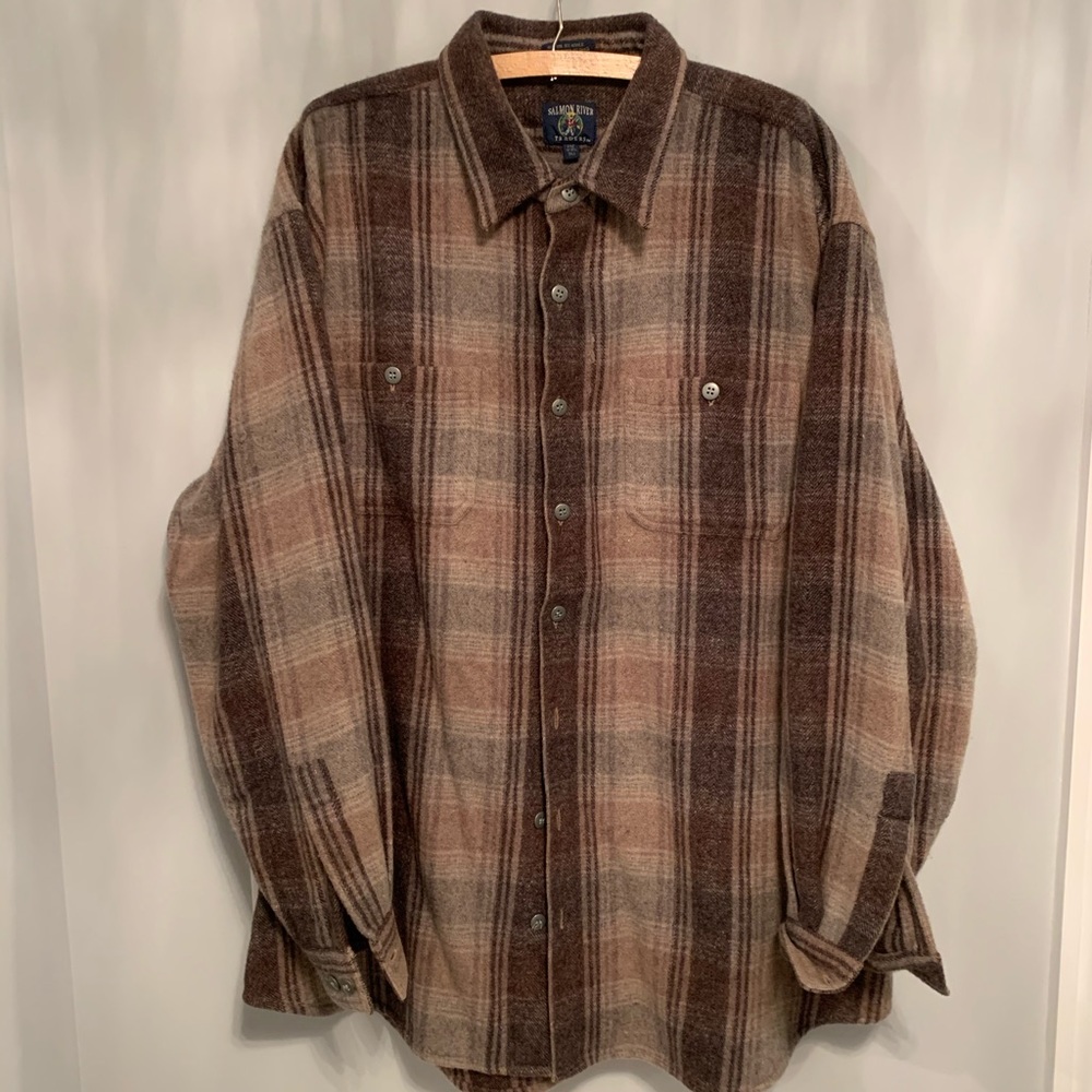 Men’s brown plaid wool and acrylic shirt